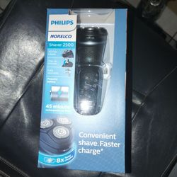 Philips Norelco Shaver 2500