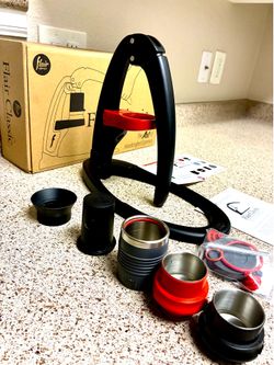 Flair UPDATED version !) Espresso Maker – Excellent Condition