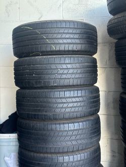 SET OF TIRE 205 55 16 MICHELIN 85% LIFE