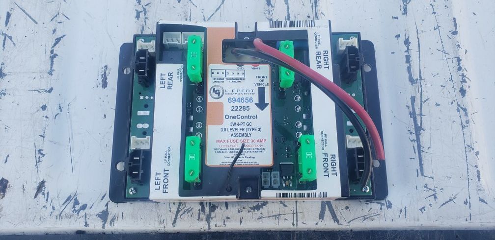 Lippert One Control 5W 4-PT GC 694656