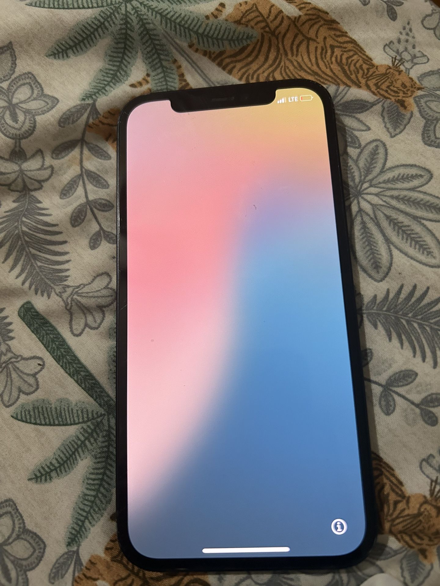 iPhone 12 Black No Sim Restrictions