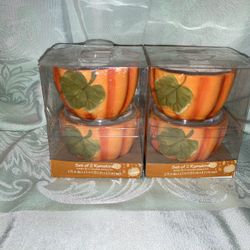 NEW Set Of 4 Pumpkin Ramekins 