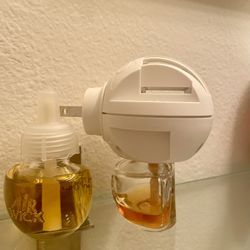 Airwick Essential Oils Air Freshener, 1 Unit & 1 Refills