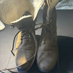 NWT Route 66 Ankle Winter Boots Womens Size 7 1/2 Med Width Wedge Brown Booties