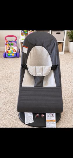 Baby bjorn bouncer
