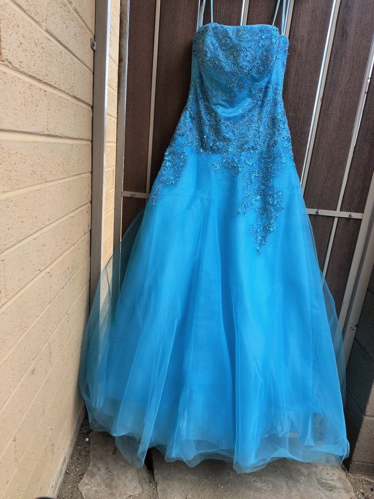 Gorgeous Blue Formal Dress
