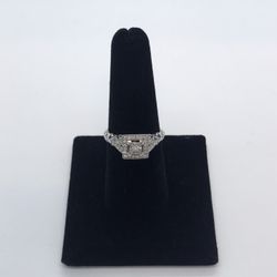 New 10k Solid White Gold Diamond Ring 