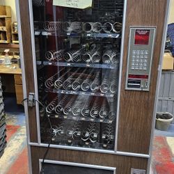FULLY WORKING Lektrovend VS99 Dual Coil Chip Candy Snack Vending Machine WE SHIP
