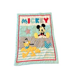 Disney Mickey Mouse Pluto Stars Chevron Toddler Comforter Blanket