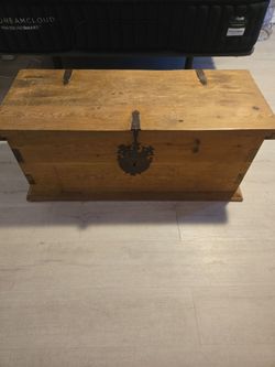 Wood Chest