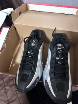 New Women’s Nike  shoe 6.5
