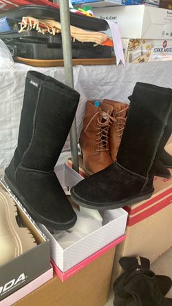 Bare paw ladies boots