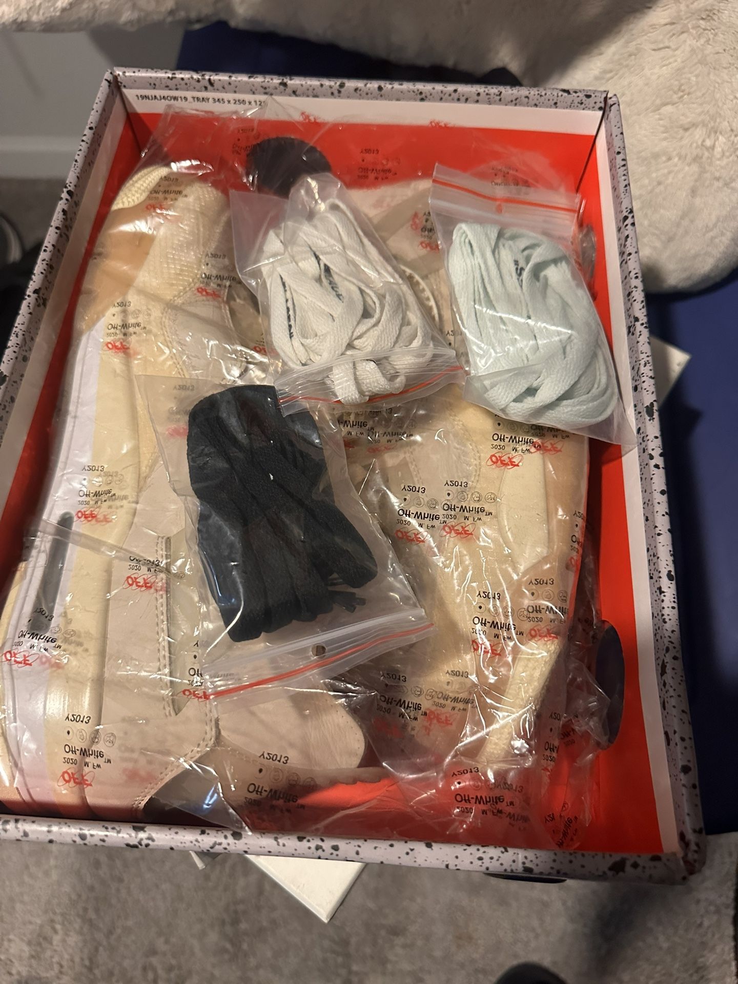 Jordan Retro 4 Off white Sail 