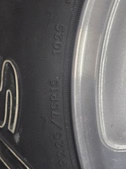 226 75 15 Single Tire And Rim