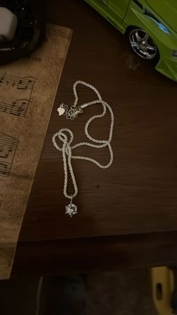 Silver necklace for women