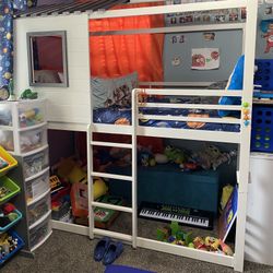 Furniture of America Hansel House Bunk Bed, Twin/Twin, White and Metal