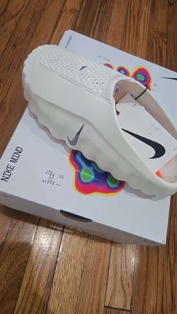 NIKE MIND 001 SLIDE SAIL