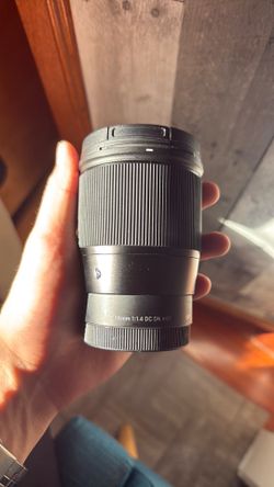 SIGMA SONY LENSE 16mm