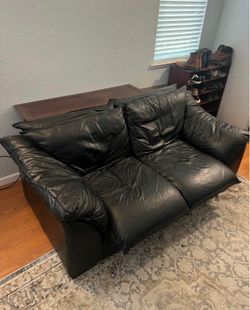 Beautiful black leather couch
