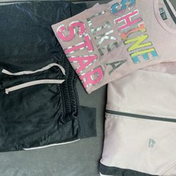 Girl’s Reebok 3 Piece Outfit (pants, t- shirt, zip up hoodie)