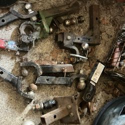 Bunch Of Reese And Pintle Hitches