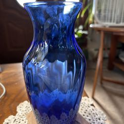 Cobalt Blue Indiana Glass Co USA Vase