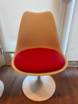 Set of 4 Swivel chairs