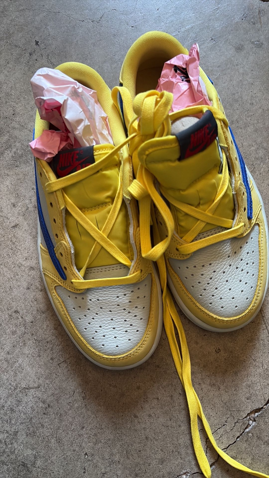 Travis Scott Jordan 1