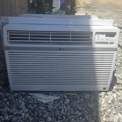 Window air conditioner