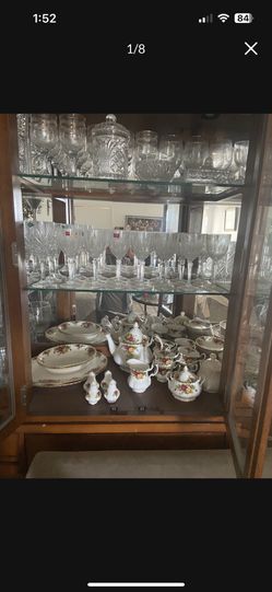 Crystal glasses, vases, Royal Albert set