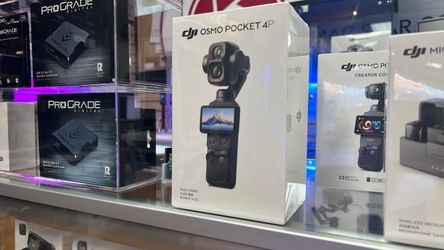 DJI Osmo Pocket 4P vlog combo