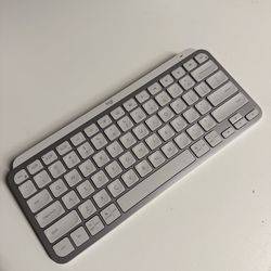 Logitech mx keys mini