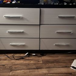 Mueble , Cajonera