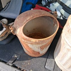 Vintage / Antique - Old Heavy Duty Farm Milk Pail
