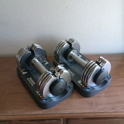 Reebok Adjustable Dumbbells 5-25 Lb 10 15 20 Sturdy Metal Set