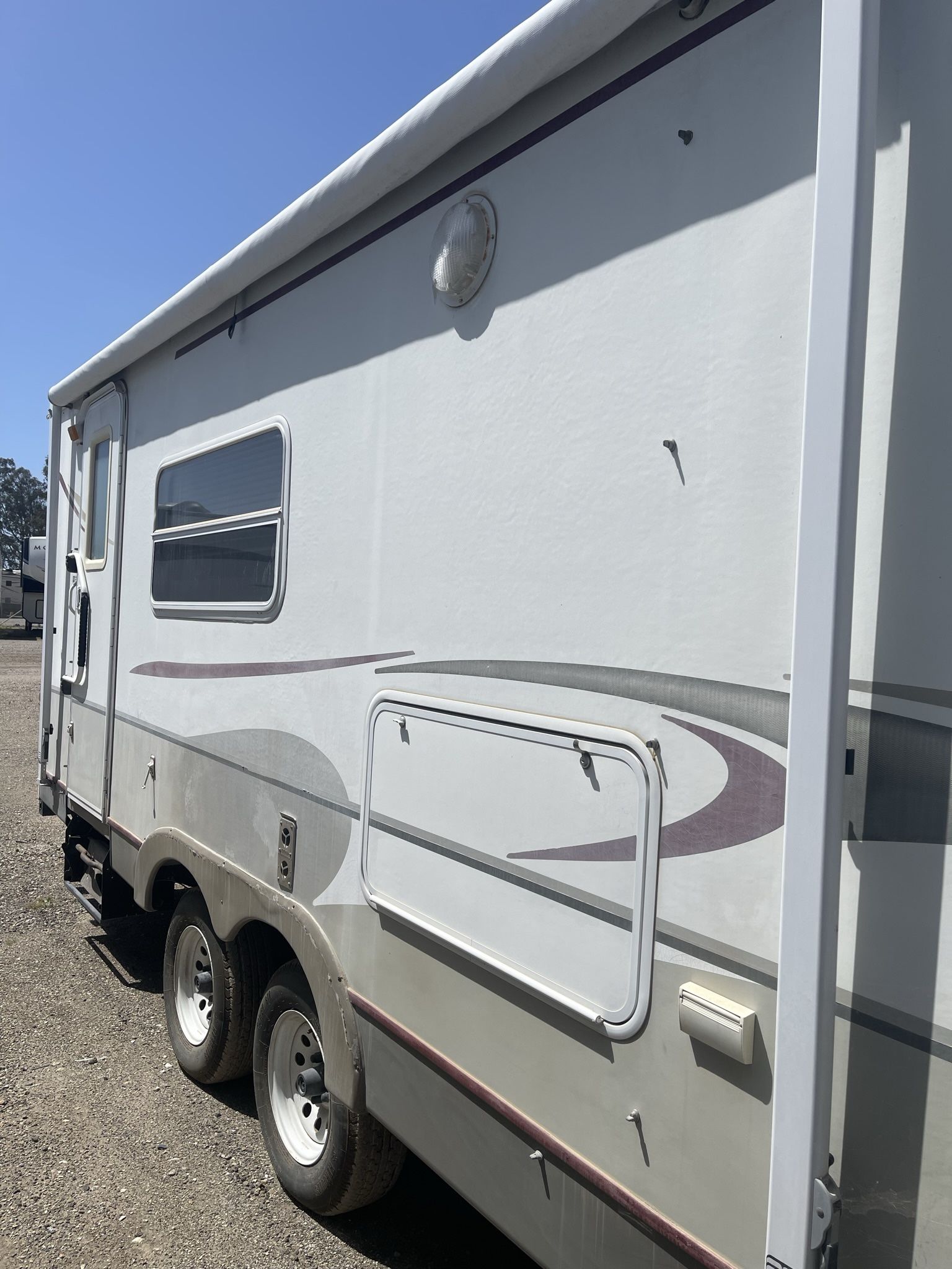 2006 - 26 Foot Fully Furnished Camping Trailer (priced To Sell As Is)