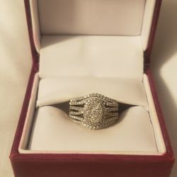Engagement Ring With Enhancer