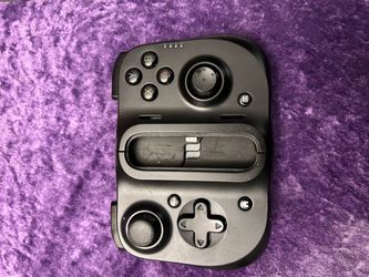 Razer Kishi Mobile Controller (iPhone That Uses Lightning Charger)