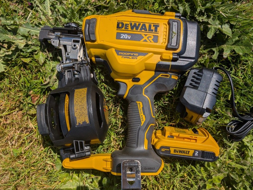 DeWalt 20v Roofing Nailer