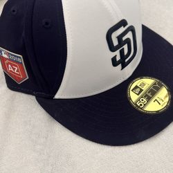 Padres hat. 