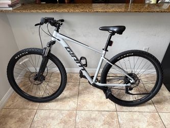 Mountain Bike Giant