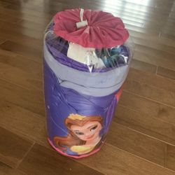 DISNEY PRINCESSES SLEEPING BAG + case. Cindrella, Belle, Aurora & Ariel 30 x 54”