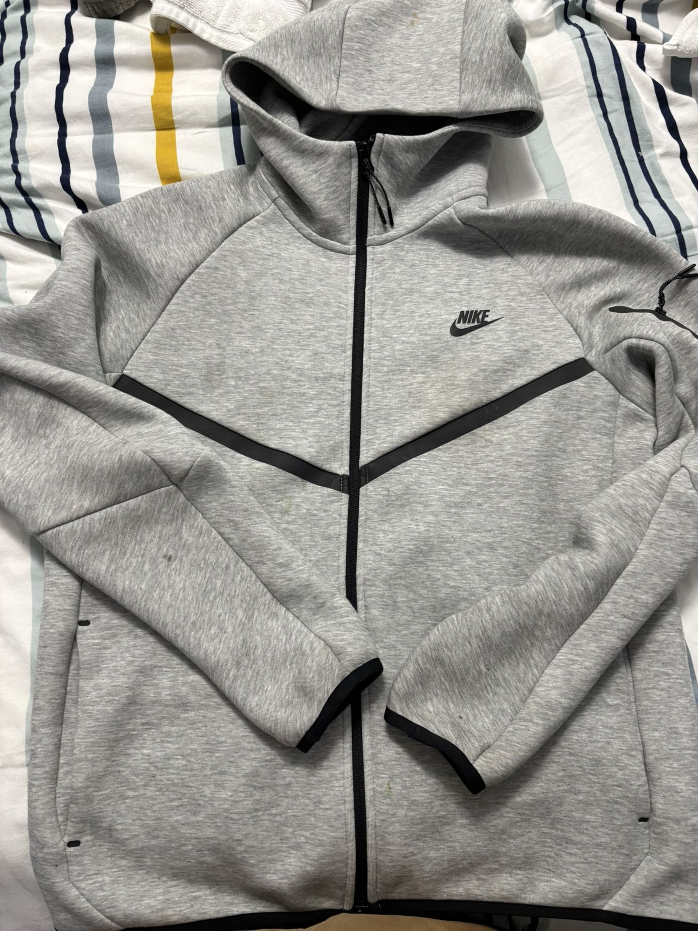 Nike Tech Grey