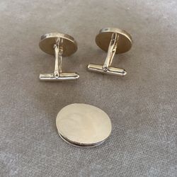 Vintage 14k Gold Cufflinks And Tie Clip