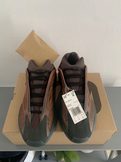 Yeezy 700