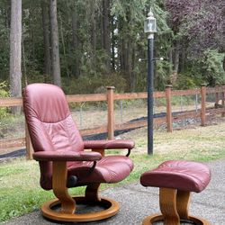 Ekornes Stressless Leather Swivel Recliner & Ottoman  