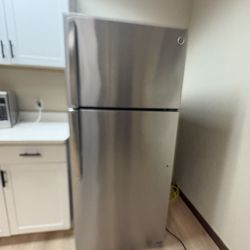 Small Medium refrigerator