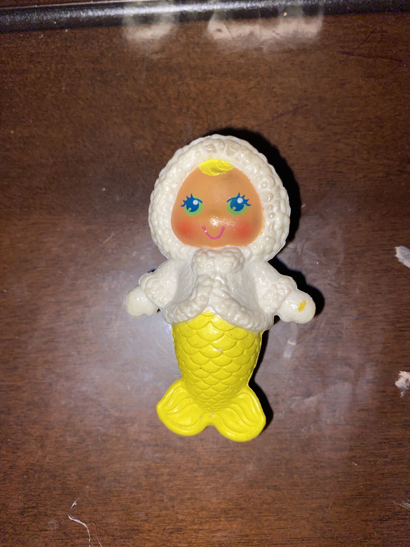 VINTAGE KENNER SEA Wees Baby Pearl Mermaid Doll 1983 Icy Gal Yellow & White Toy