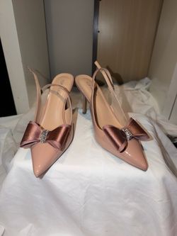 Top Moda Pink Patent Leather Bow slingback heels