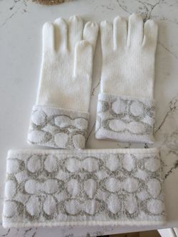 New Coach Headband And Gloves 